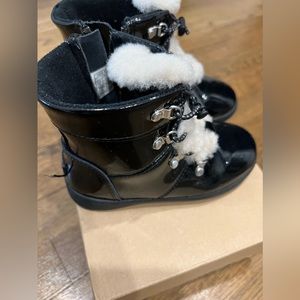 Toddler girl Ugg boots, like new, wore them only three times, comes with box